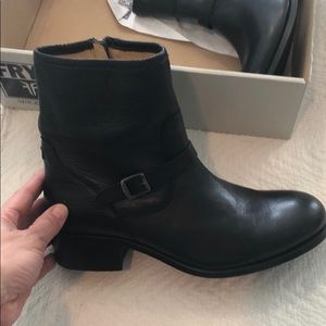 Frye Boots NWT